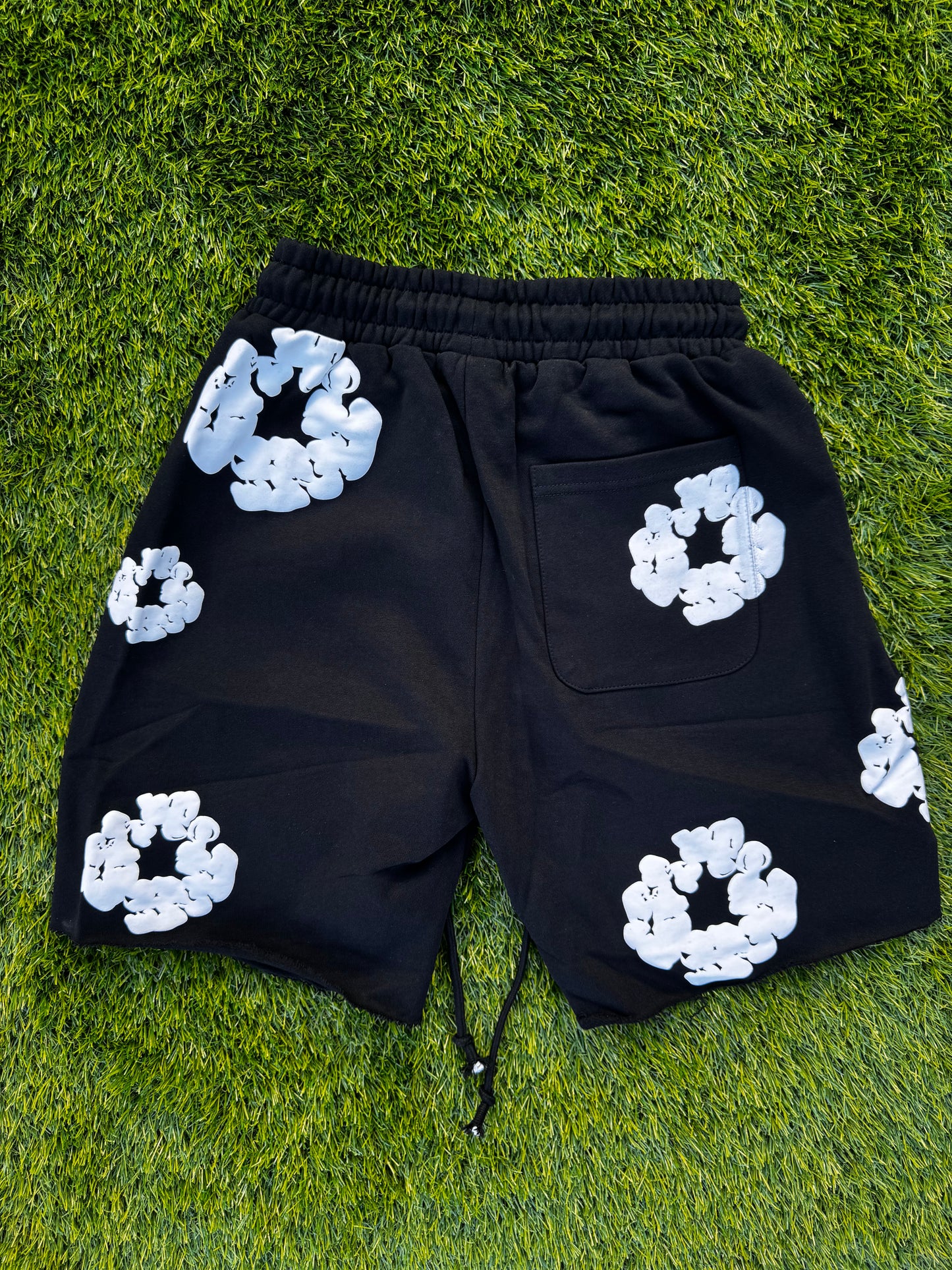 Denim Tears The Cotton Wreath shorts “black”